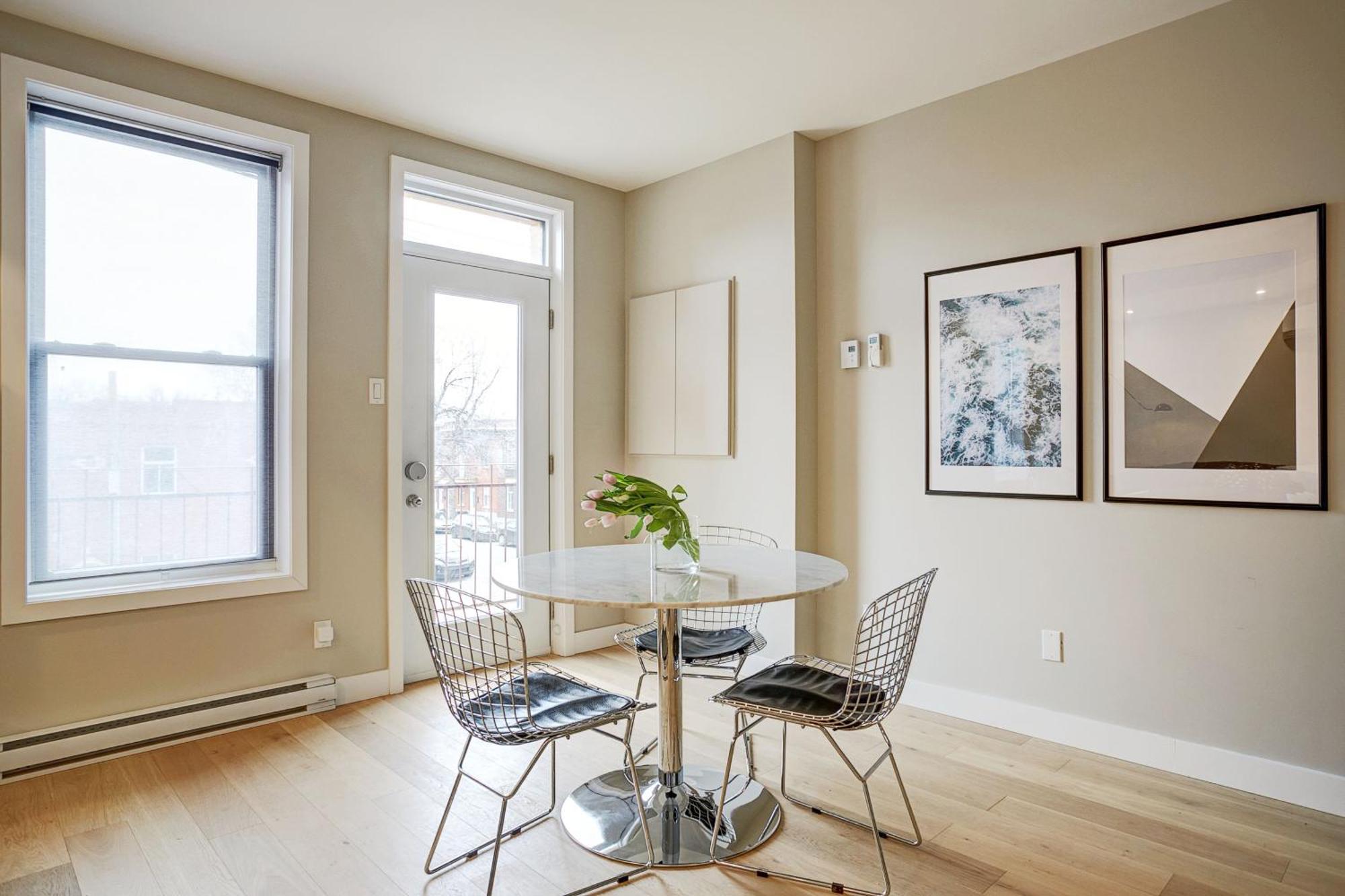 Explore Montreal From Sleek Contemporary Apartment By Den Stays Chambre photo